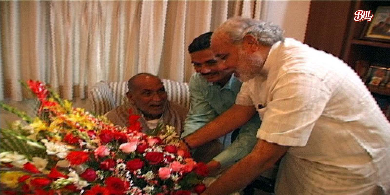 नरेन्द्र मोदी ने पूर्व प्रधानमंत्री श्री चंद्रशेखर को उनकी जयंती पर श्रद्धांजलि दी